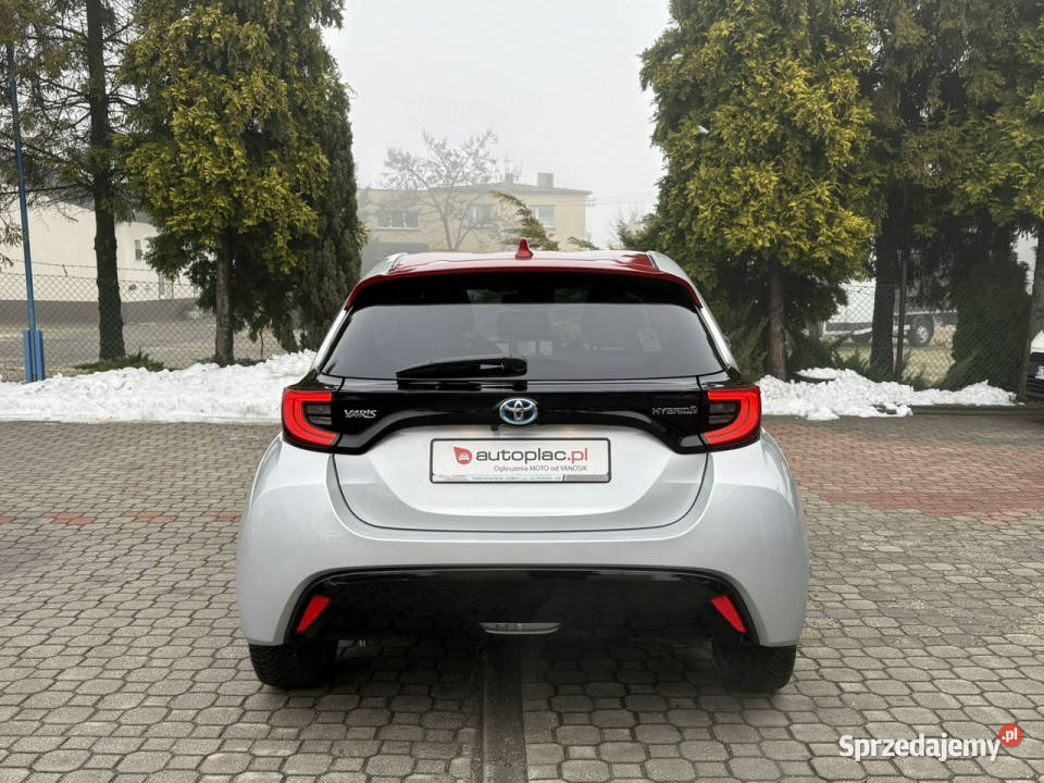 Toyota Yaris 15 Hybrid Head UP AutomatKamera Tarnowskie Góry