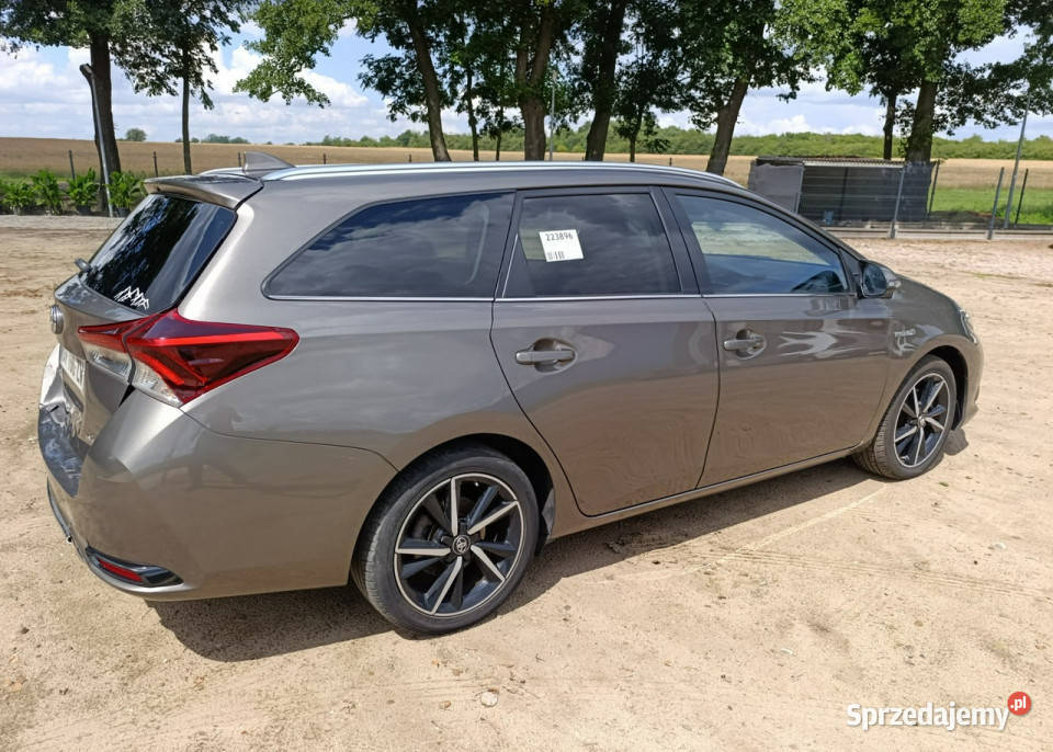 Toyota Auris 18 Hybrid 129 II 2012 Pleszew sprzedam