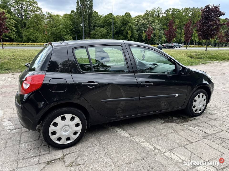 Renault Clio 12 benzyna 5 drzwi klima Łódź
