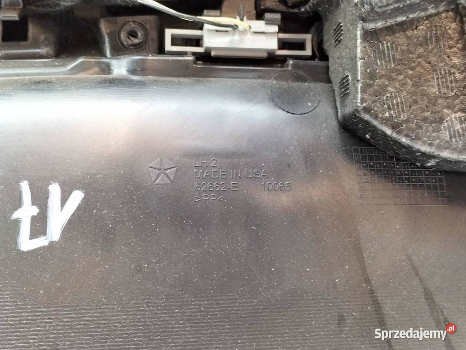 TAPICERKA BOCZEK LEWY PRZÓD KIEROWCY Dodge świętokrzyskie