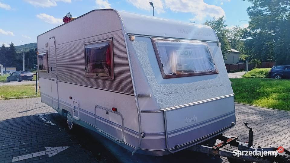 przyczepa kempingowa campingowa kemping OKAZJA śląskie Międzybrodzie Bialskie