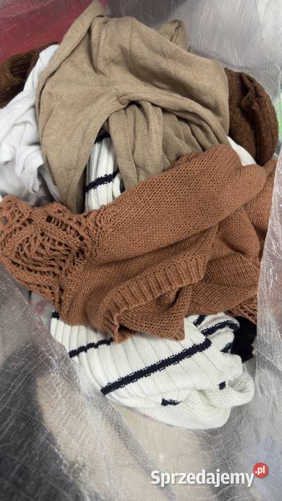 Sprzedaż odzieży używanej Anglia i Norwegia Bez wzoru Lublin