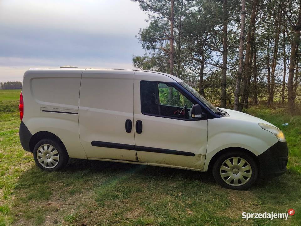 Opel combo d 16cdti Ostrówki sprzedam