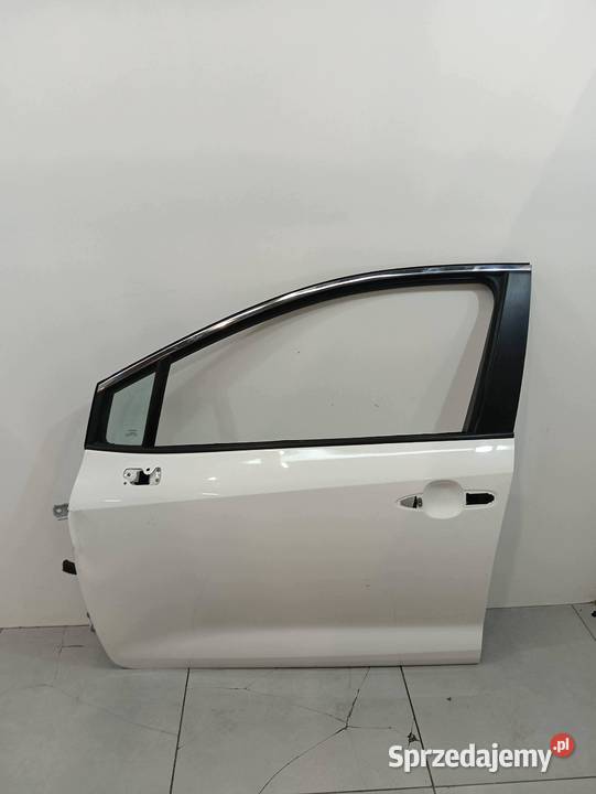 DRZWI LEWE PRZÓD 040 USZKODZONE Toyota Corolla