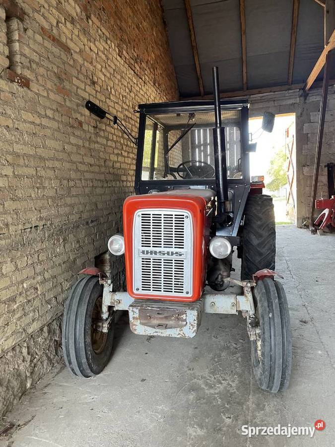 Sprzedam ciągnik i rozrzutnik Łomża