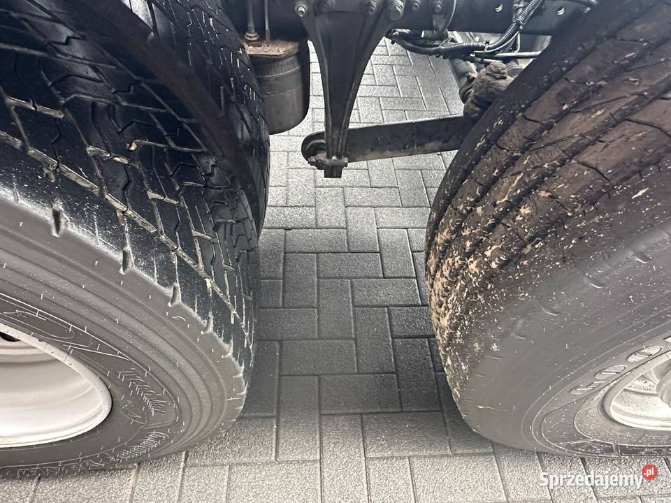 Hakowiec 3 osiowy 6x2 Mercedes Eur 6