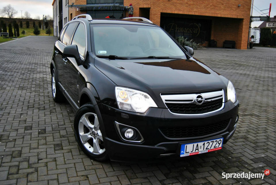 Opel Antara REJ 4x4 NAVI Ksenony HAK Grzana SUV sprzedam