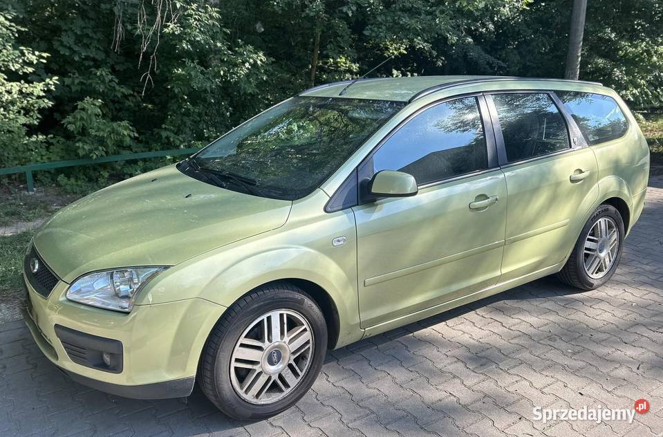 Ford Focus 2005 r 16 benzyna opony zimowe mazowieckie Warszawa sprzedam