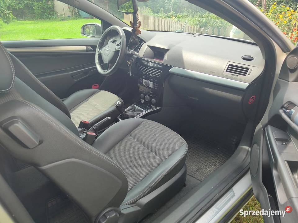 Opel Astra H 2009 16 czujnik deszczu Zielęcice