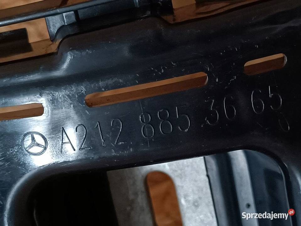 MERCEDES W212 ŚLIZG MOCOWANIE ZDERZAKA PRAWY TYŁ osobowe Pleszew
