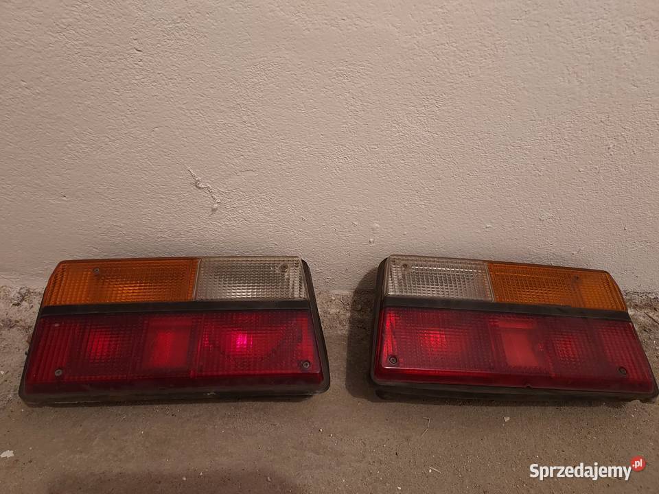 Renault Dacia lampy tylne lewa prawa lampy tylne Wrocław