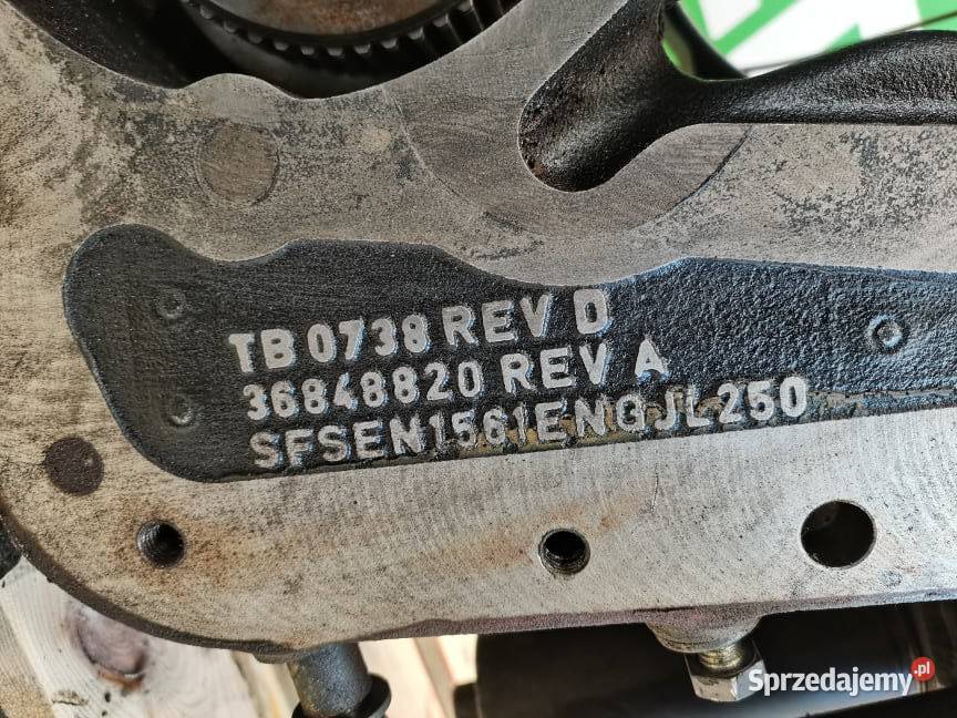 Valtra T213 Versu Obudowa TB0738 Wilkowo
