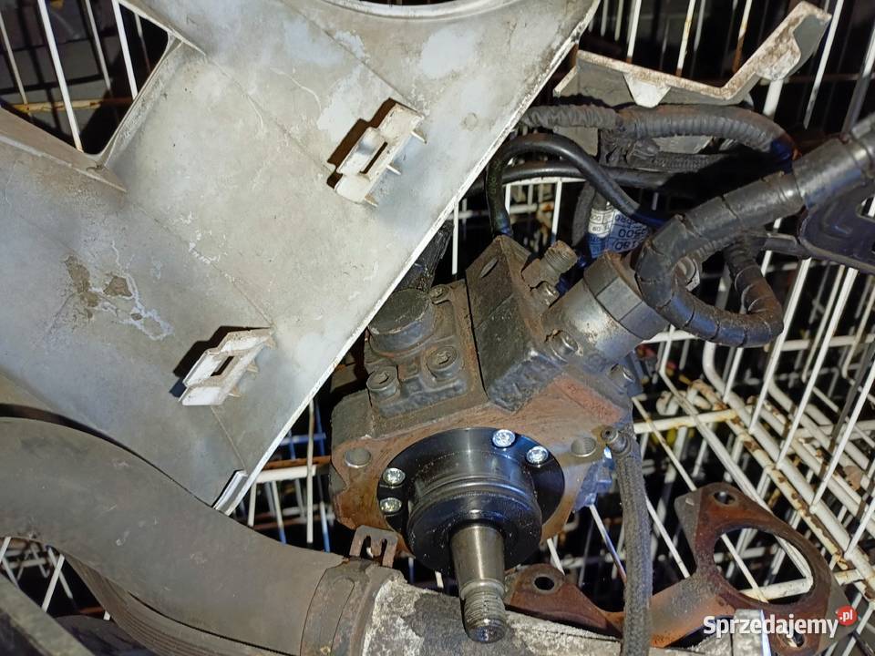 Hyundai H1 H300 i800 25crdi 170 D4CB 2010r pompa Złoczew sprzedam