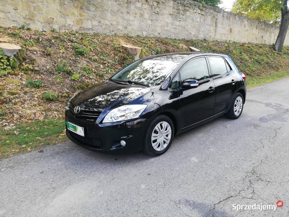Toyota Auris 16 132 Rok produkcji 2010