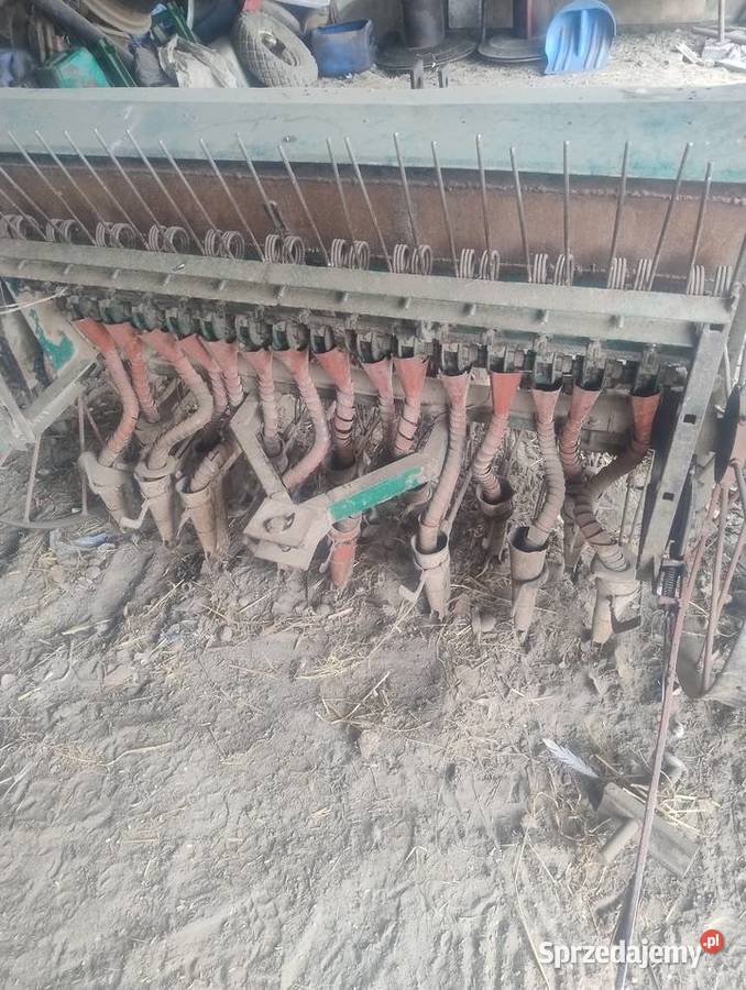 Siewnik konny 15 lejków i opryskiwacz termit 303 lubelskie Sól