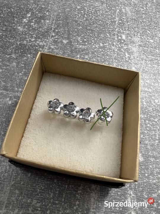 Kolczyki srebrne kwiaty kwiat kwiatki kwiatek Jasło