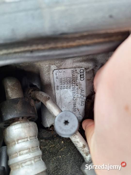 Audi A4 B6 Avant 2002r 24l V6 170 sprzedam