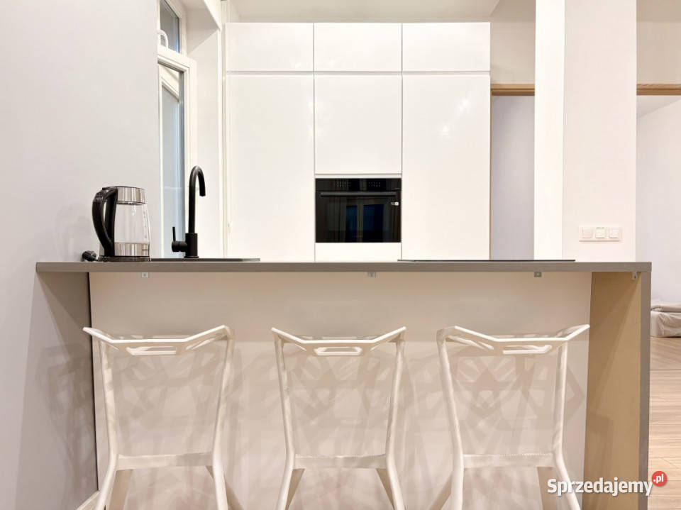 Nowy apartament koło katedry 3 pokoje wysoki Nieruchomości Śródka