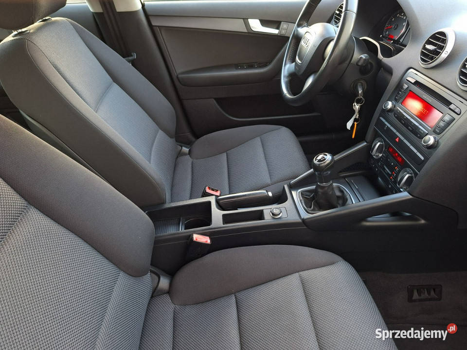 Audi A3 16MPi STAN KLiMAtronik podgrzew fotele serwisowany w ASO Motoryzacja sprzedam