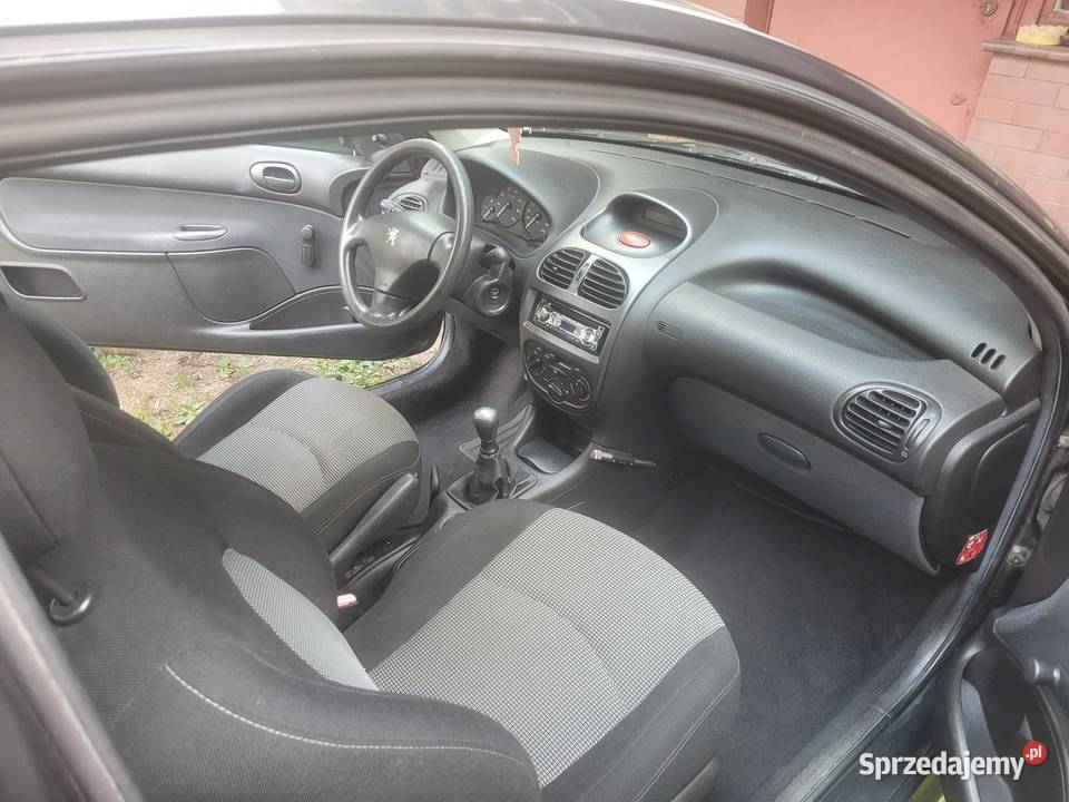 Peugeot 206 14 benzyna 2003 r