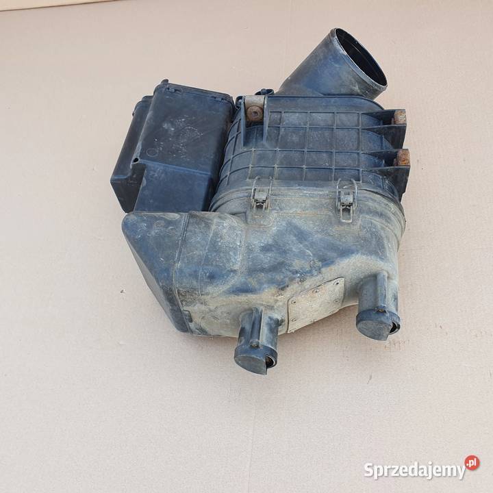 IVECO EUROCARGO OBUDOWA FILTRA POWIETRZA Filtry