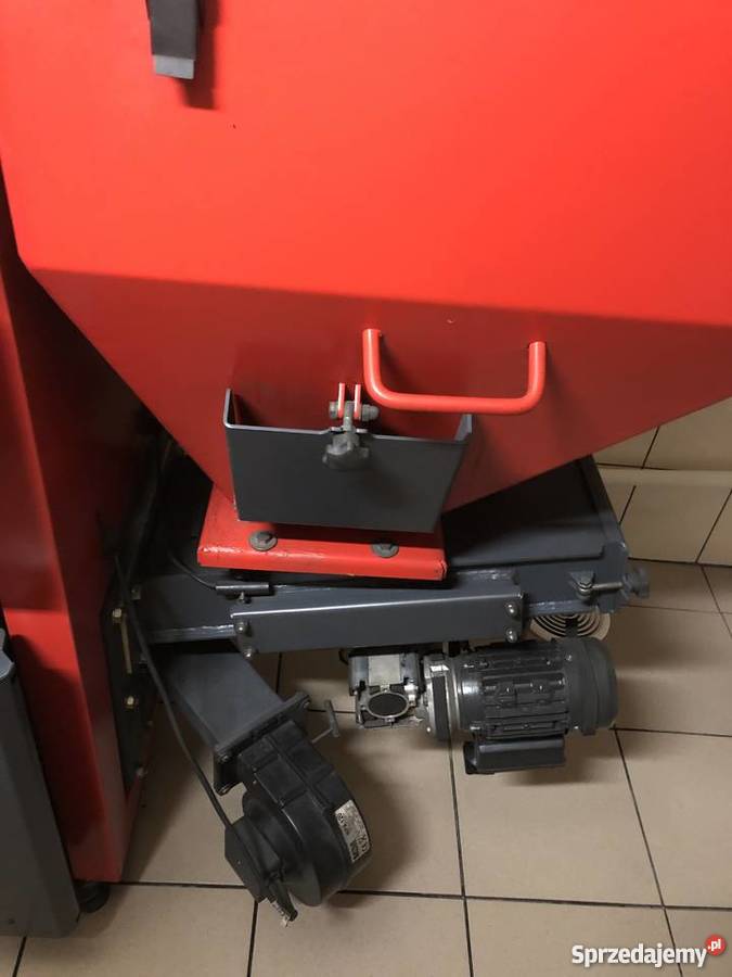 Sprzedam piec węglowy DEFRO AKM II 22 Chylice