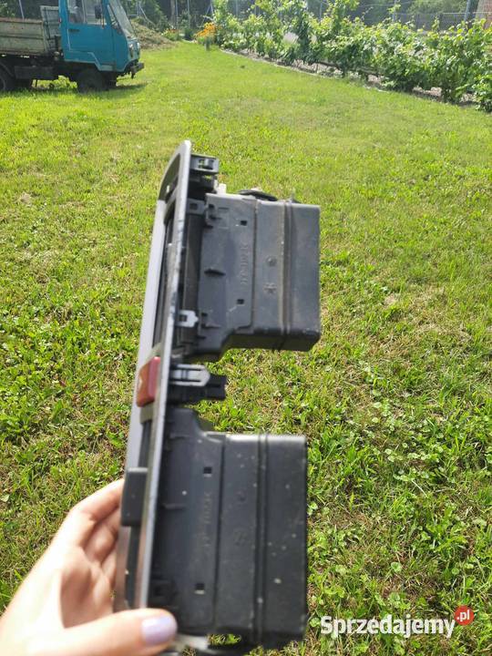 Kratka nawiewu srodkowa SUBARU OUTBACK osobowe