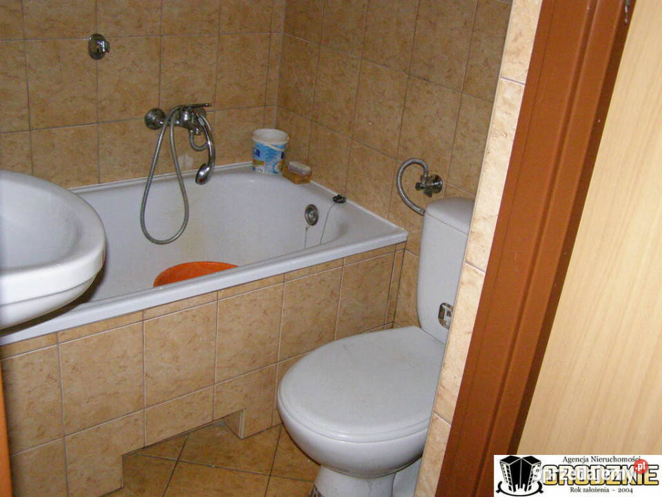 Niewielki Sprzedaż Gruszowa