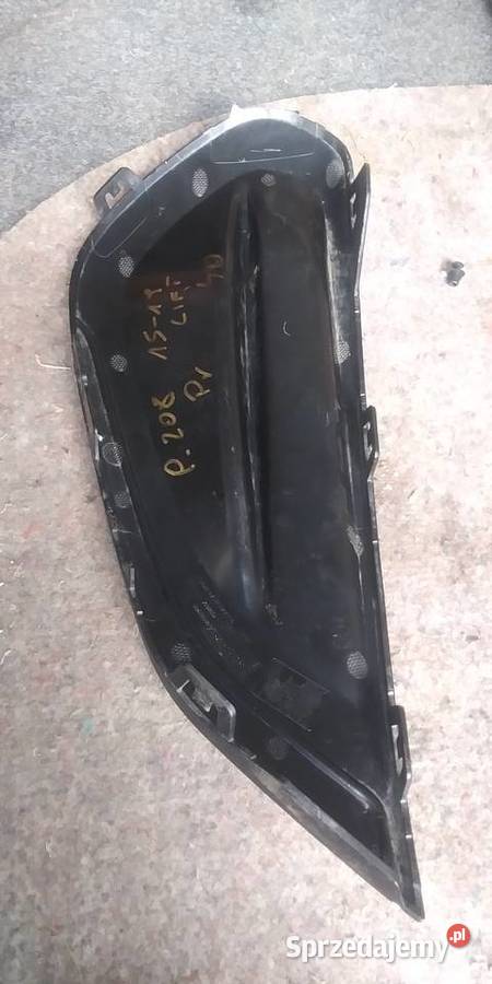 PEUGOT 208 LIFT Kratka zderzaka prawa Lubin