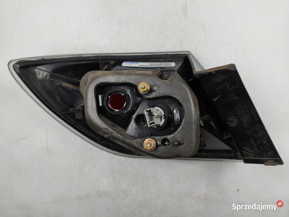 Lampa Prawy Tył Tylna Prawa Mazda 3 BK Hatchback prawe Wyszków