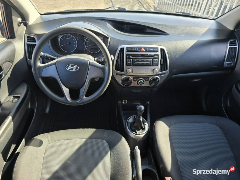 Hyundai i20 12 Benzyna 86 Klimatyzacja 3 lata w Nasiegniewo