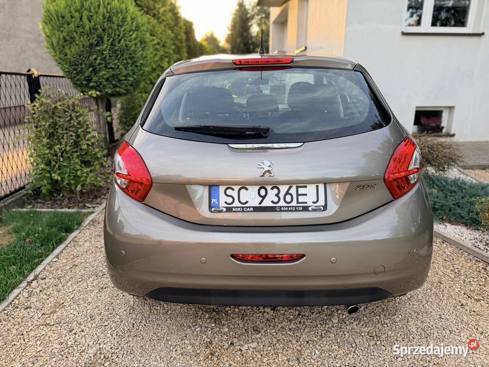 Peugeot 208 14VTI Poczesna