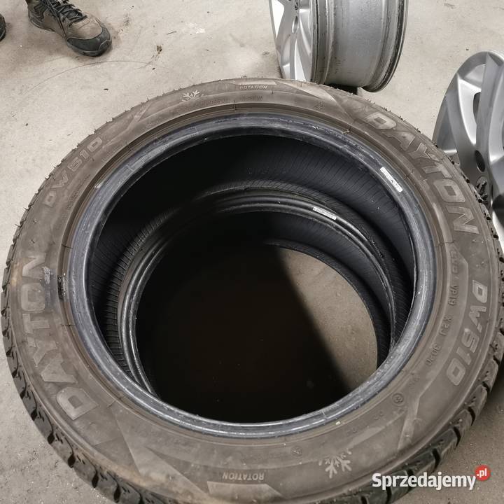 Opony zimowe 195 55 16 DAYTON DW510 Łazy sprzedam