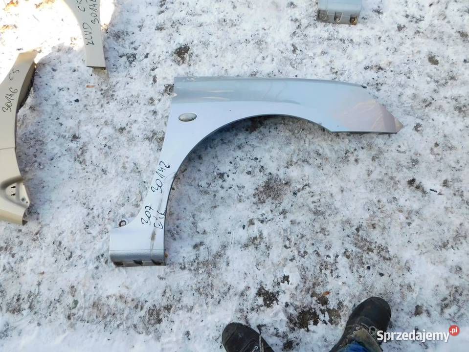 peugeot 307 błotnik kolor EYC 30142 WYSYŁKA