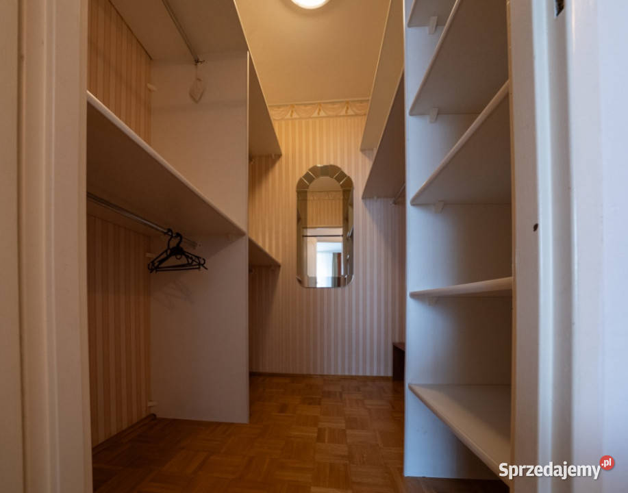 Ciche mieszkanie 34 pokojowe na strzeżonym sprzedam