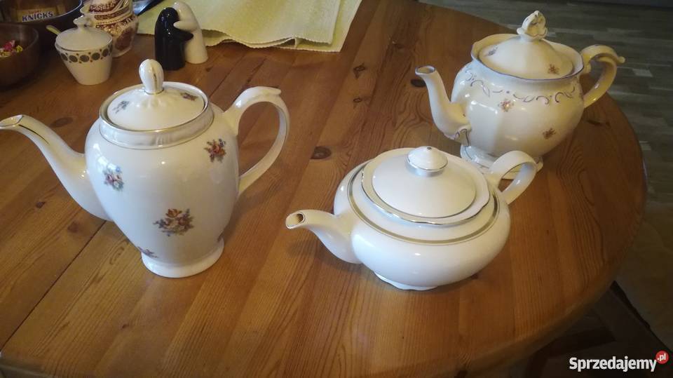 Dzbanki porcelana sygnowana Nysa