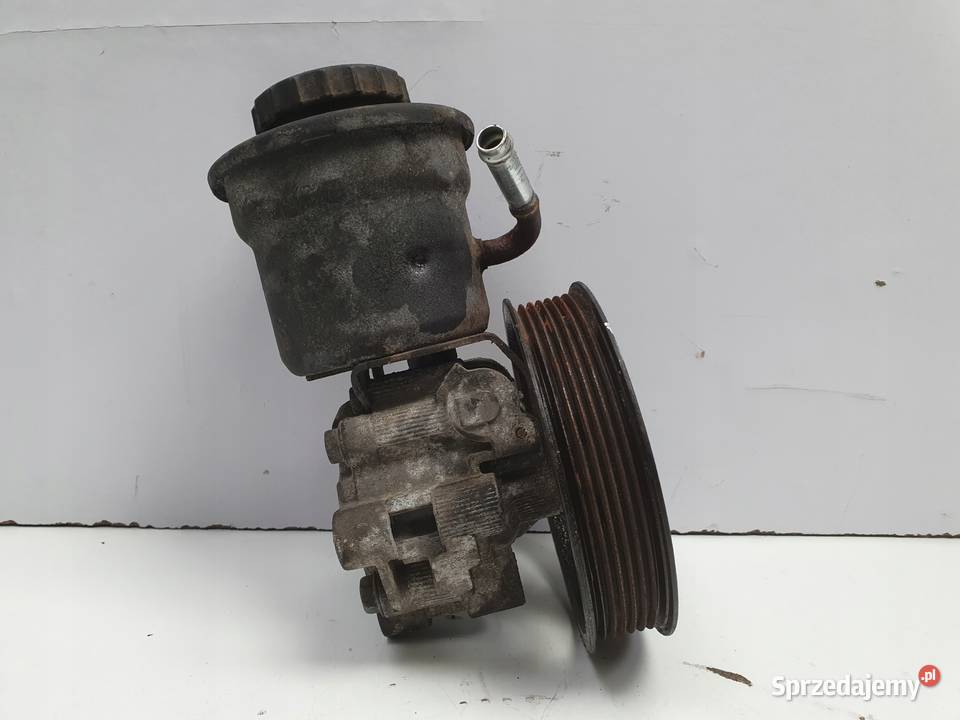 Toyota Avensis T25 20 D4D POMPA WSPOMAGANIA Pompy wspomagania Chełm