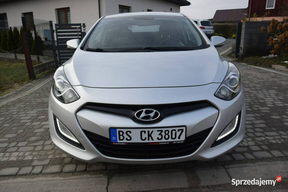 Hyundai i30 16D Navi Kamera 2 KPL KÓŁ Majdan Sieniawski sprzedam