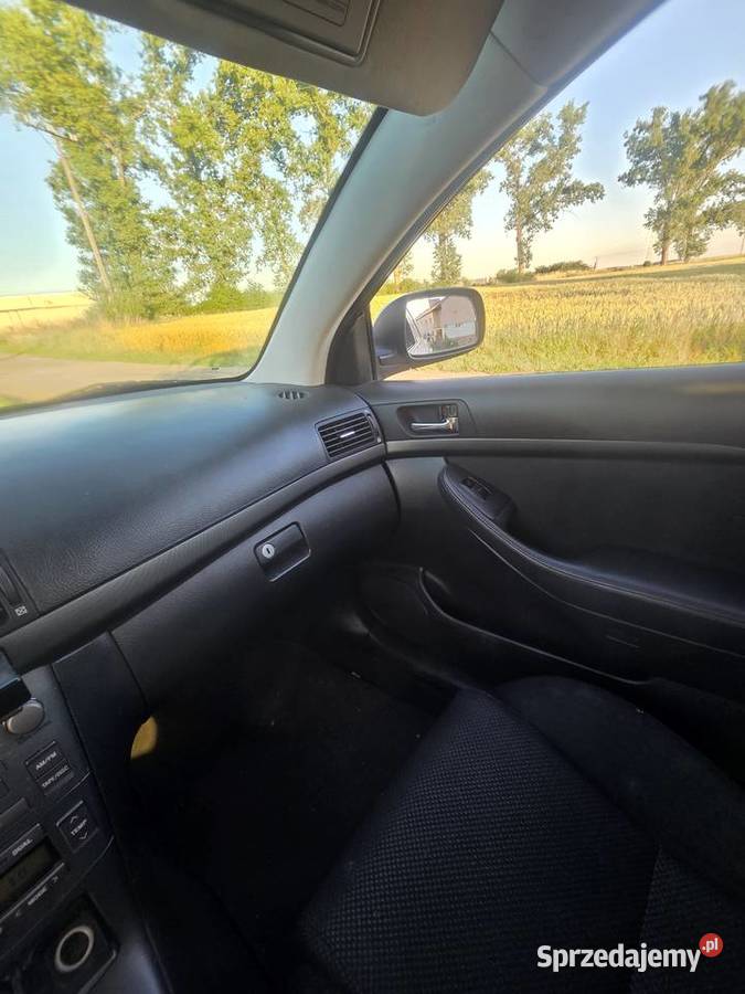 Toyota avensis t25 2005r Tymowa