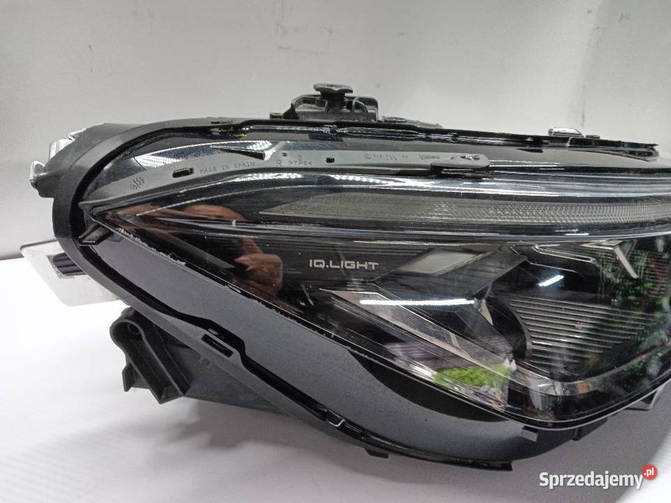 LAMPA PRZÓD PRZEDNIA PRAWA VW PASSAT B9