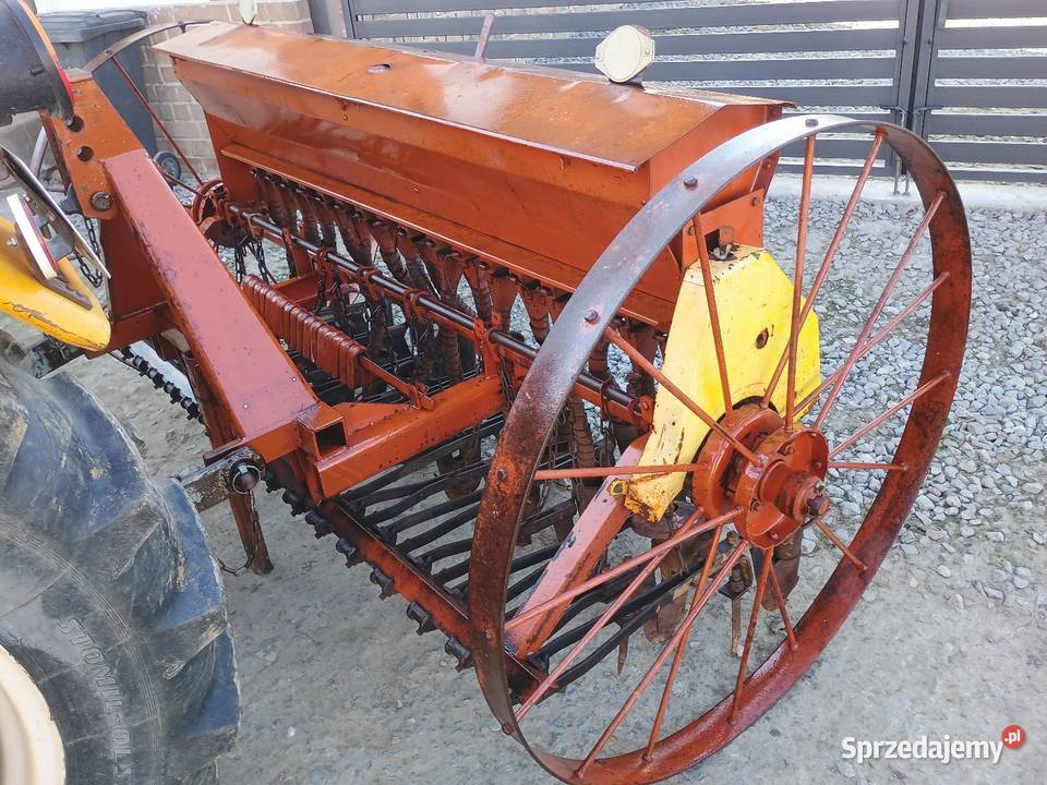 Siewnik zbożowy Meprozet Fabryczny 17 w Izbica