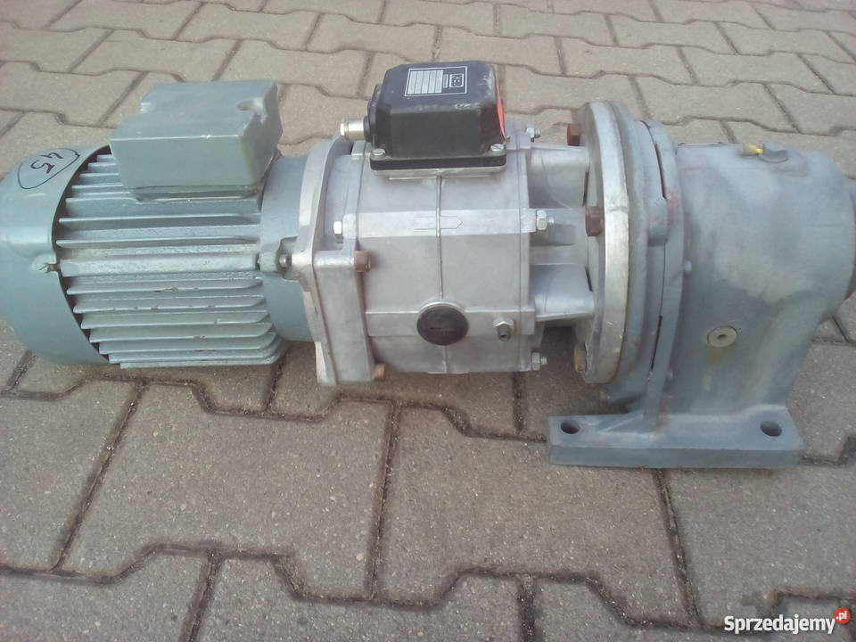 Motoreduktor 11 kW 105 obr 3faz Leszno