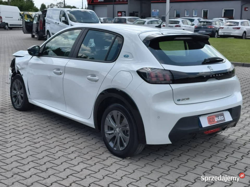 Peugeot 208 e208 fullelektryk ledy tablet mały 208 Kęty