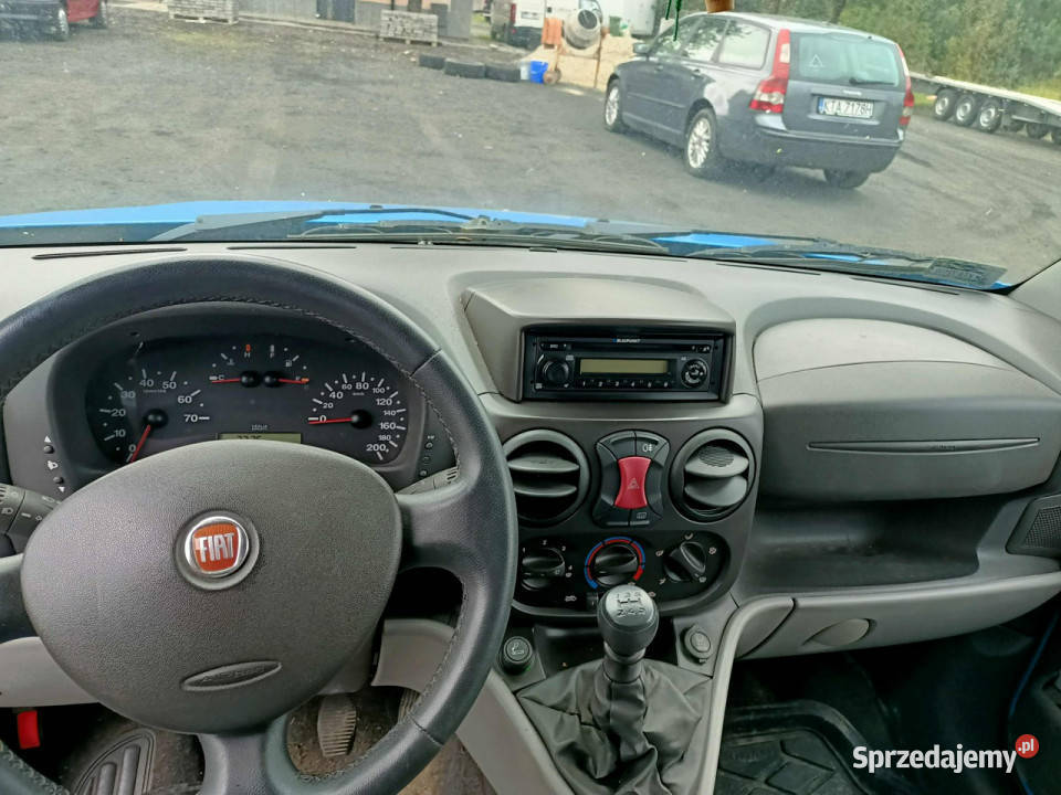Fiat Doblo Fiat Doblo 16CNG 09r Vat1 II 2009 manualna Tarnów