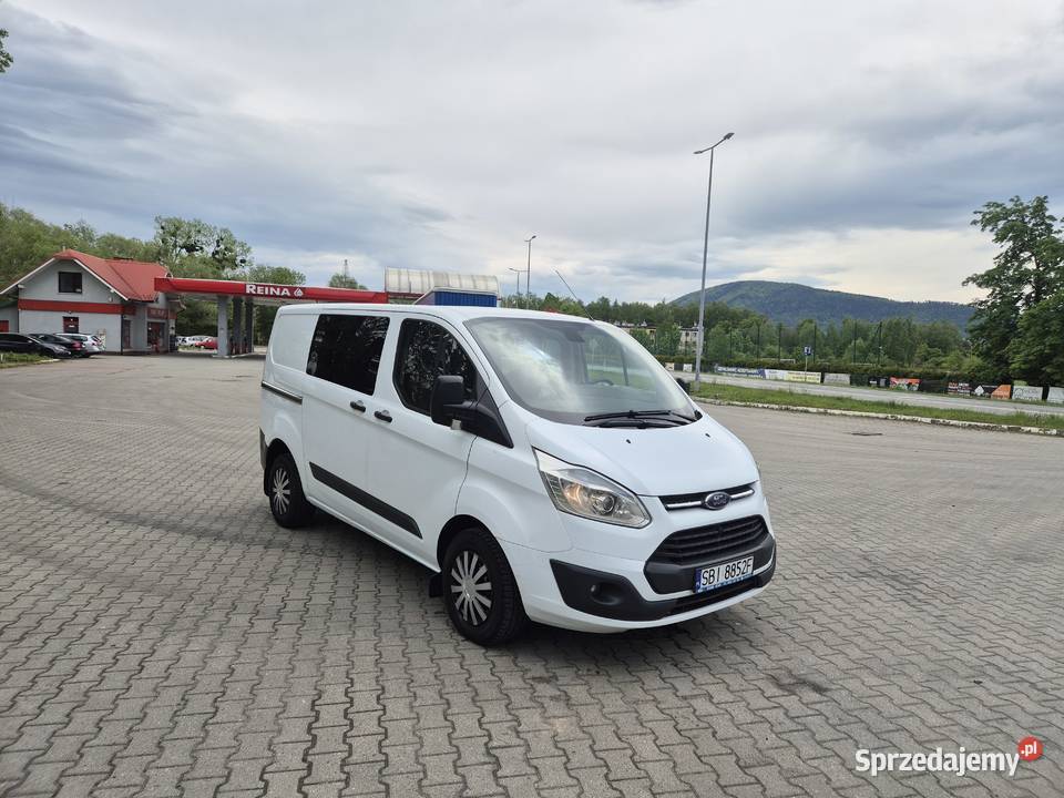 FVAT 23 Ford Transit Custom 6 osobowy 22d 125 6 Van / Minibus