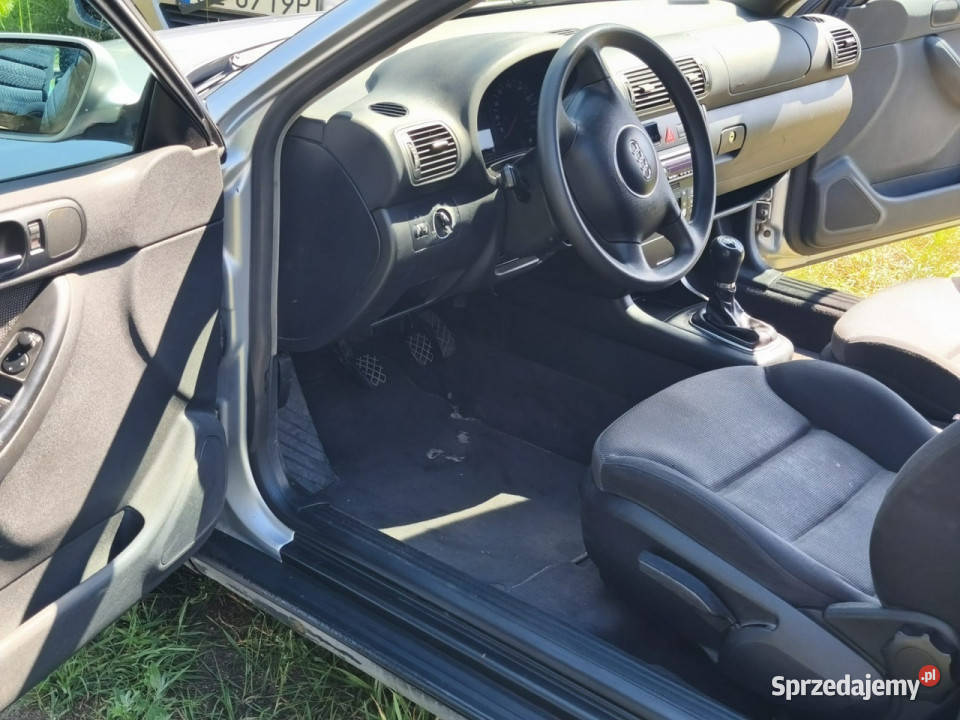 Audi A3 3drzwiowe 2001r 16 Benzyna Tanio Możliwa mazowieckie