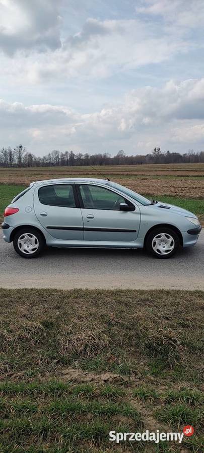 Peugeot 206 11 benzyna 2002r 129 przebiegu wspomaganie kierownicy sprzedam