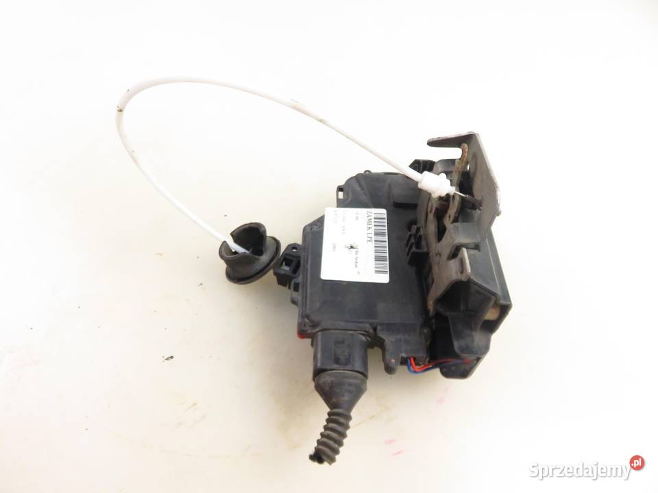 ZAMEK LEWY PRZEDNI AUDI A4 B6