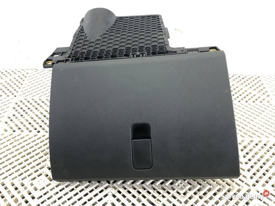 SCHOWEK PASAŻERA SKODA FABIA III Hatchback podkarpackie