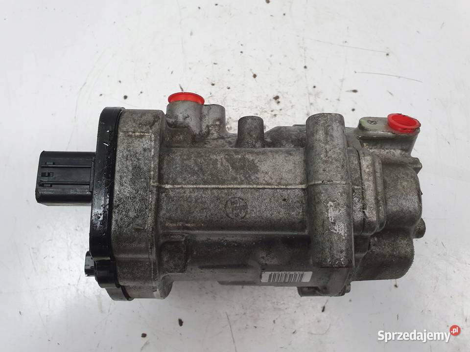 SPRĘŻARKA KLIMATYZACJI Toyota Corolla E21 Chełm